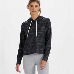 Women's Vuori Essential Hoodie